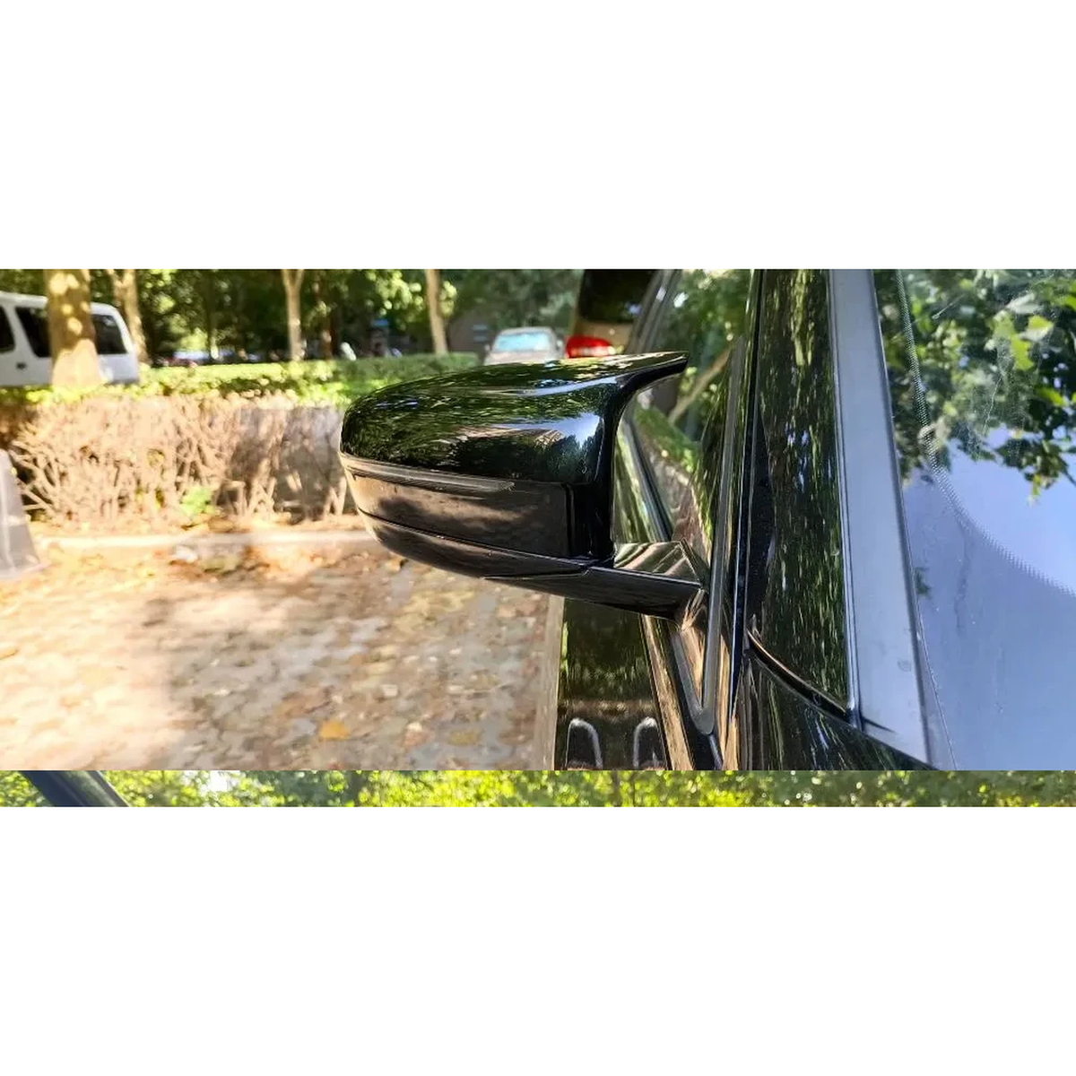 Außenspiegel Spiegelkappen passend für BMW 4er G22 G23 G26 – Einbau am Fahrzeug 1