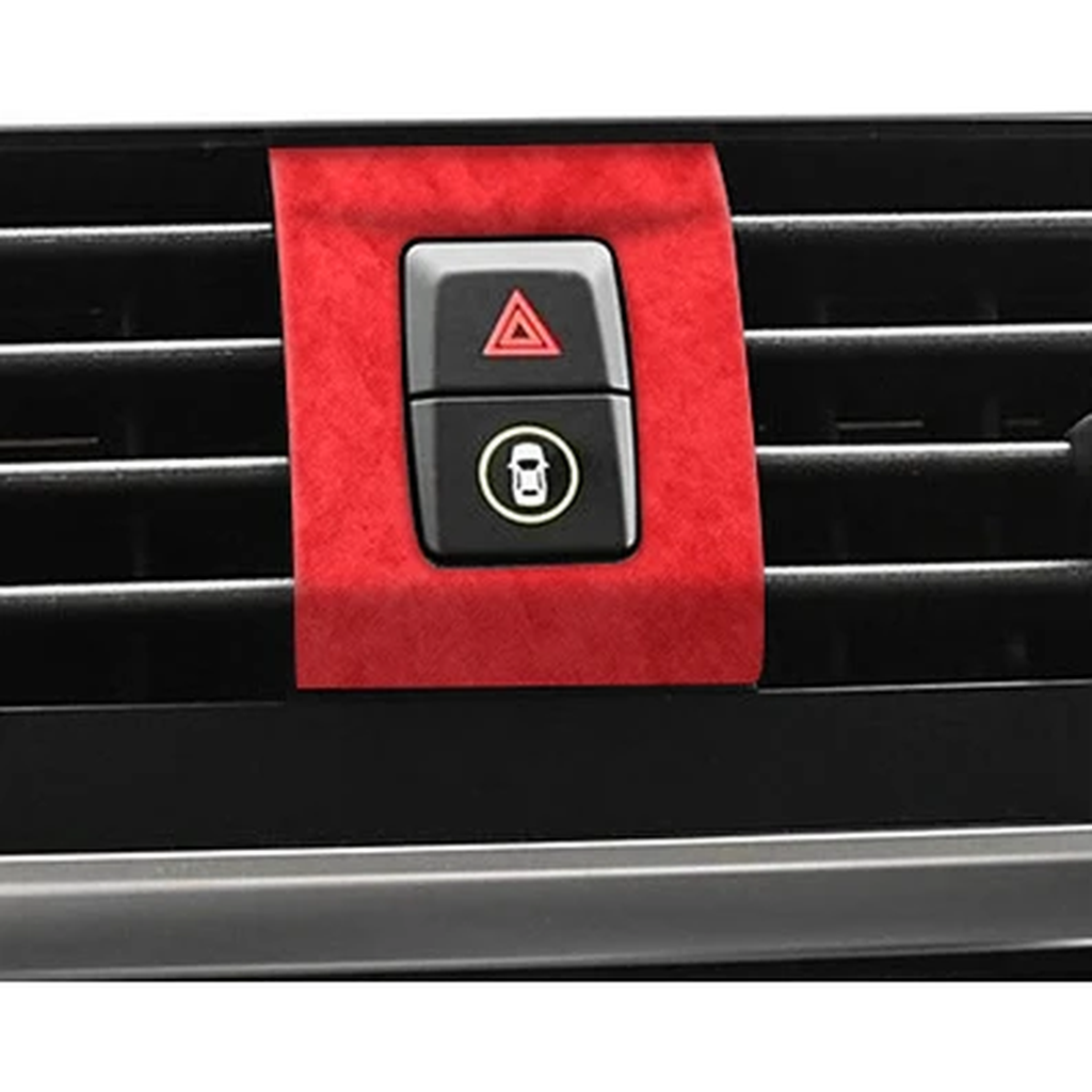 Warnblinker Schalter Blende Wildleder-Optik passend für BMW X3 / X4 G01 G02 G08 – Einbau am Fahrzeug 3